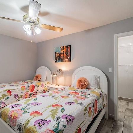 Town 'N' Country Cozy Corner, Your Florida Fun Hub Villa Тампа Екстериор снимка