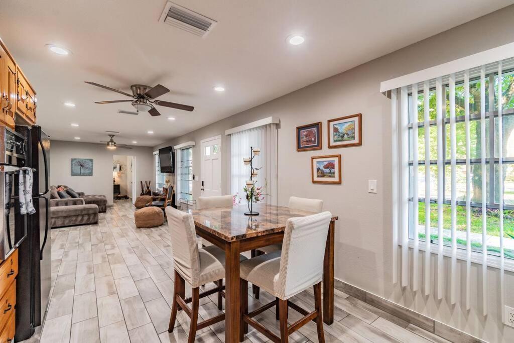 Town 'N' Country Cozy Corner, Your Florida Fun Hub Villa Тампа Екстериор снимка