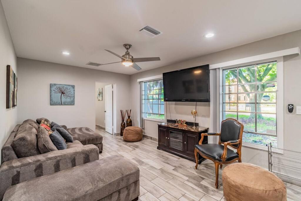Town 'N' Country Cozy Corner, Your Florida Fun Hub Villa Тампа Екстериор снимка